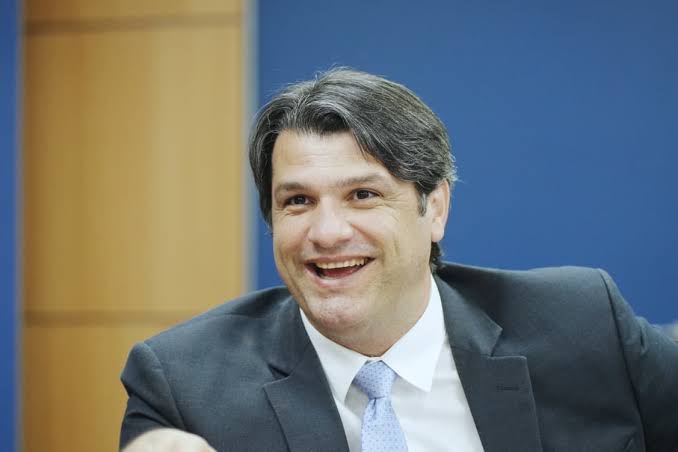 Leo Bezerra cobra diálogo de Lula como condicionante para definição no 2º turno: “Não recebi uma ligação”